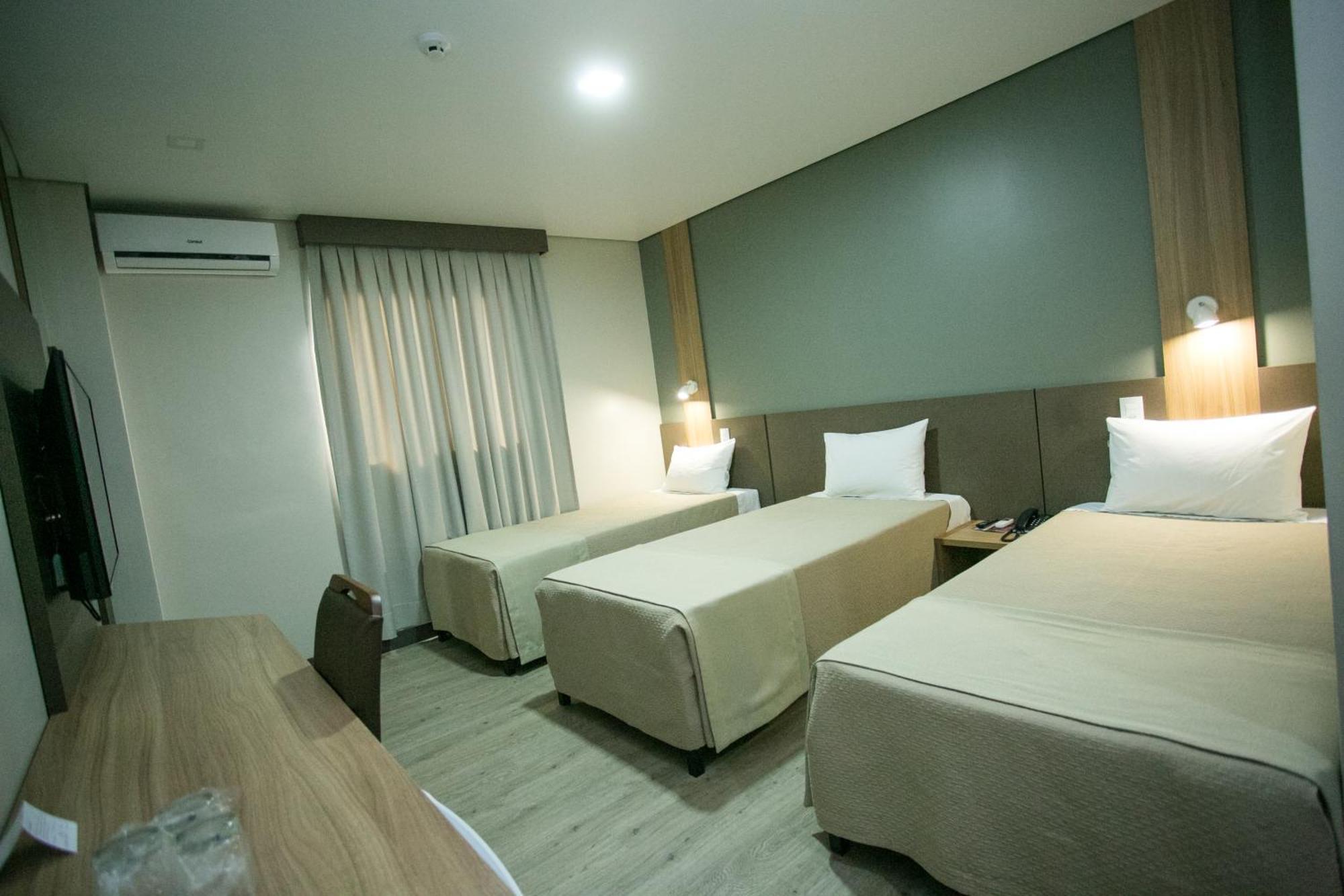 Bello Hotel โตเลโด ภายนอก รูปภาพ