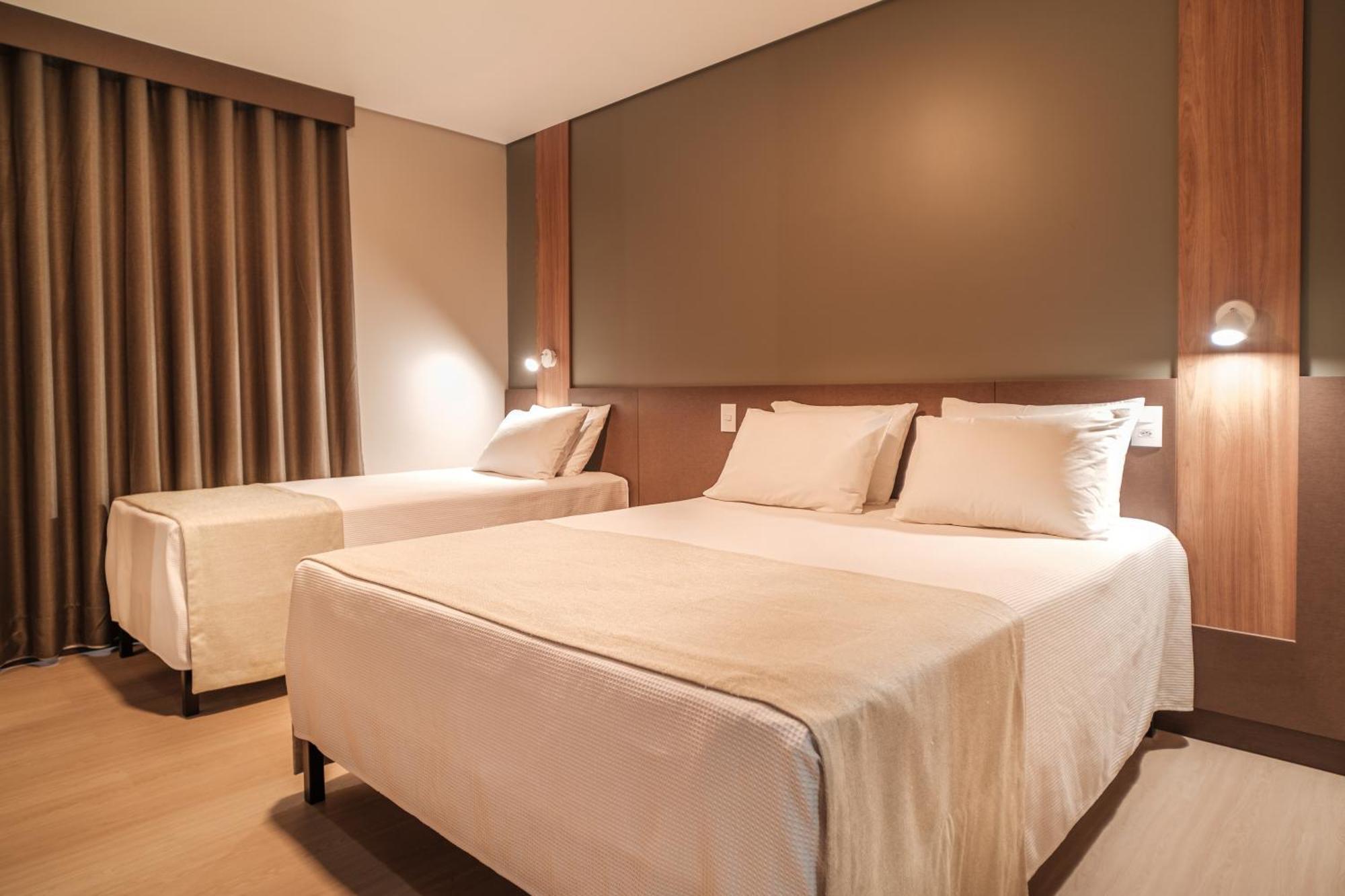 Bello Hotel โตเลโด ภายนอก รูปภาพ
