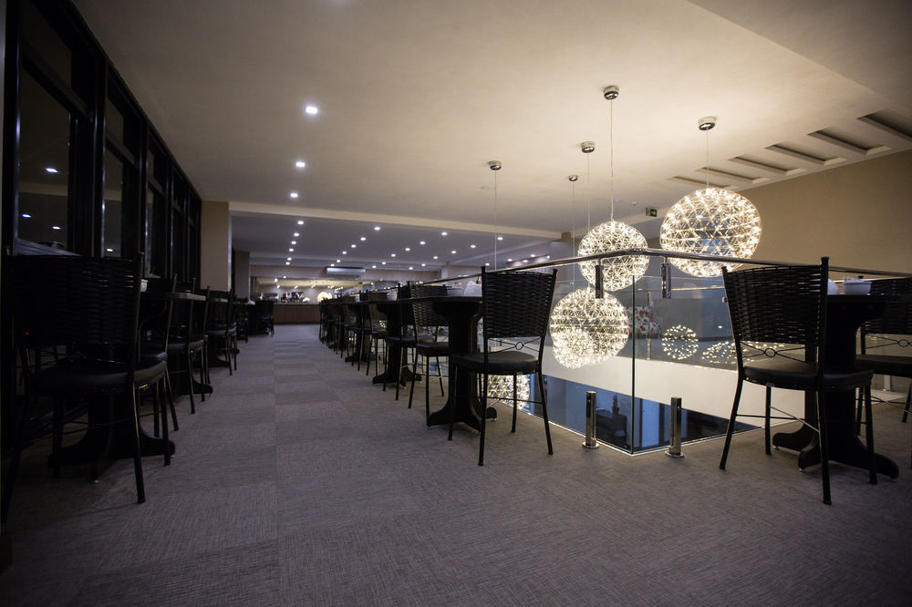 Bello Hotel โตเลโด ภายนอก รูปภาพ